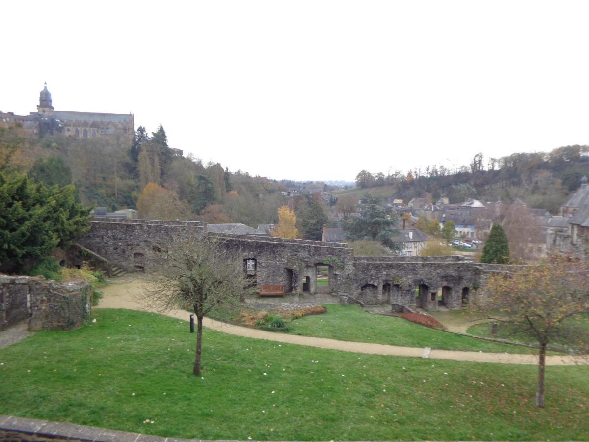 Le Relais Medieval Fougères Dış mekan fotoğraf